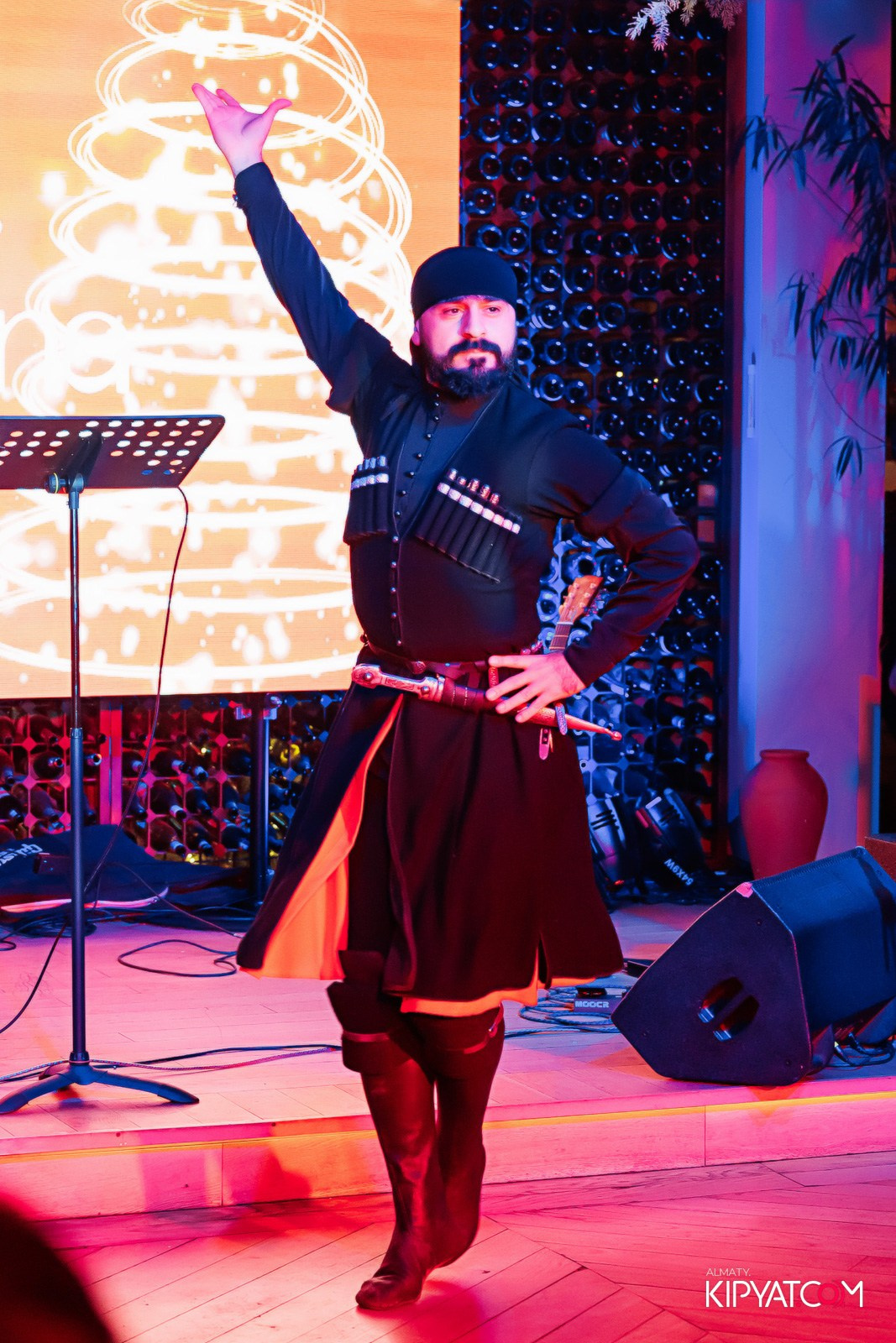 РЕСТОРАН MANANA. КИПЯТКОМ АЛМАТЫ!