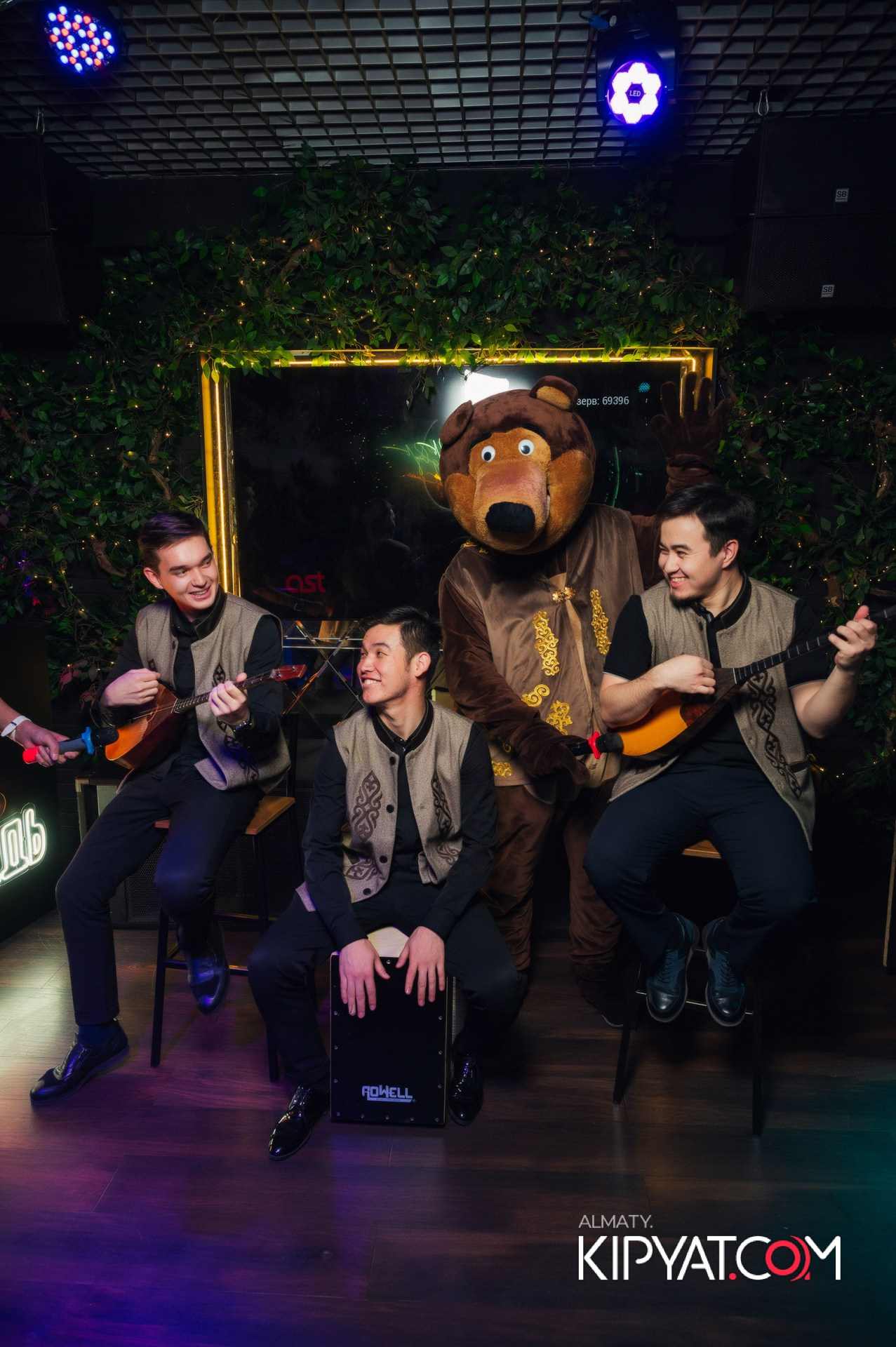 УХО И МЕДВЕДЬ НА САИНА. КИПЯТКОМ АЛМАТЫ!