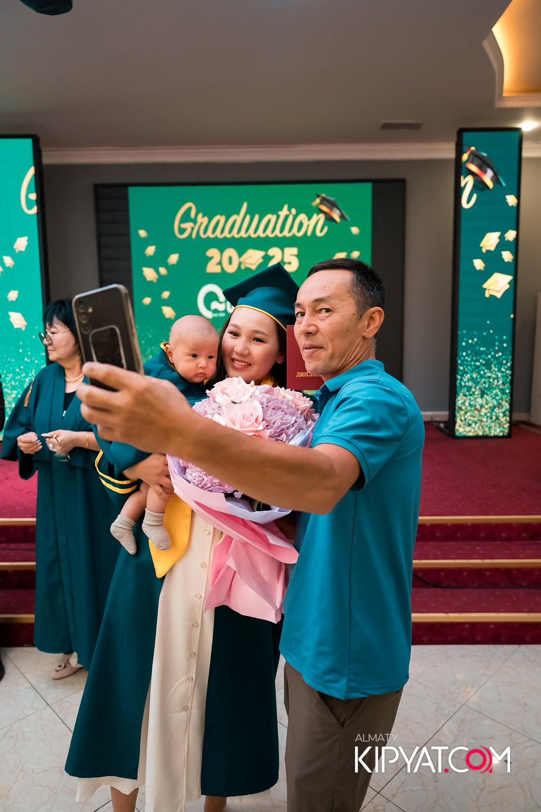 GRADUATION 2025 Q UNIVERSITY. КИПЯТКОМ АЛМАТЫ!
