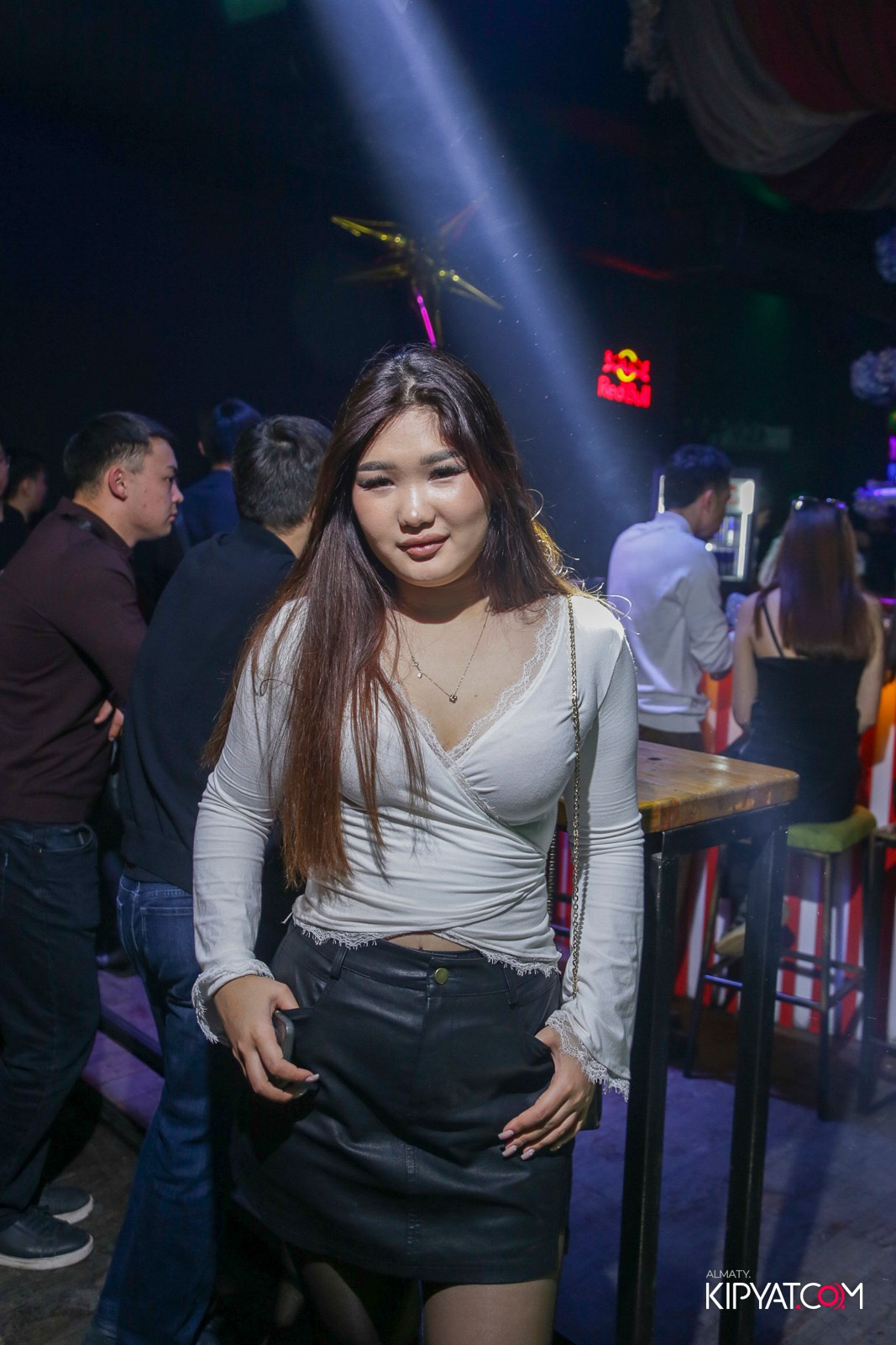 UYAT EMES BAR. КИПЯТКОМ АЛМАТЫ! Фотосъемка мероприятий в Алматы