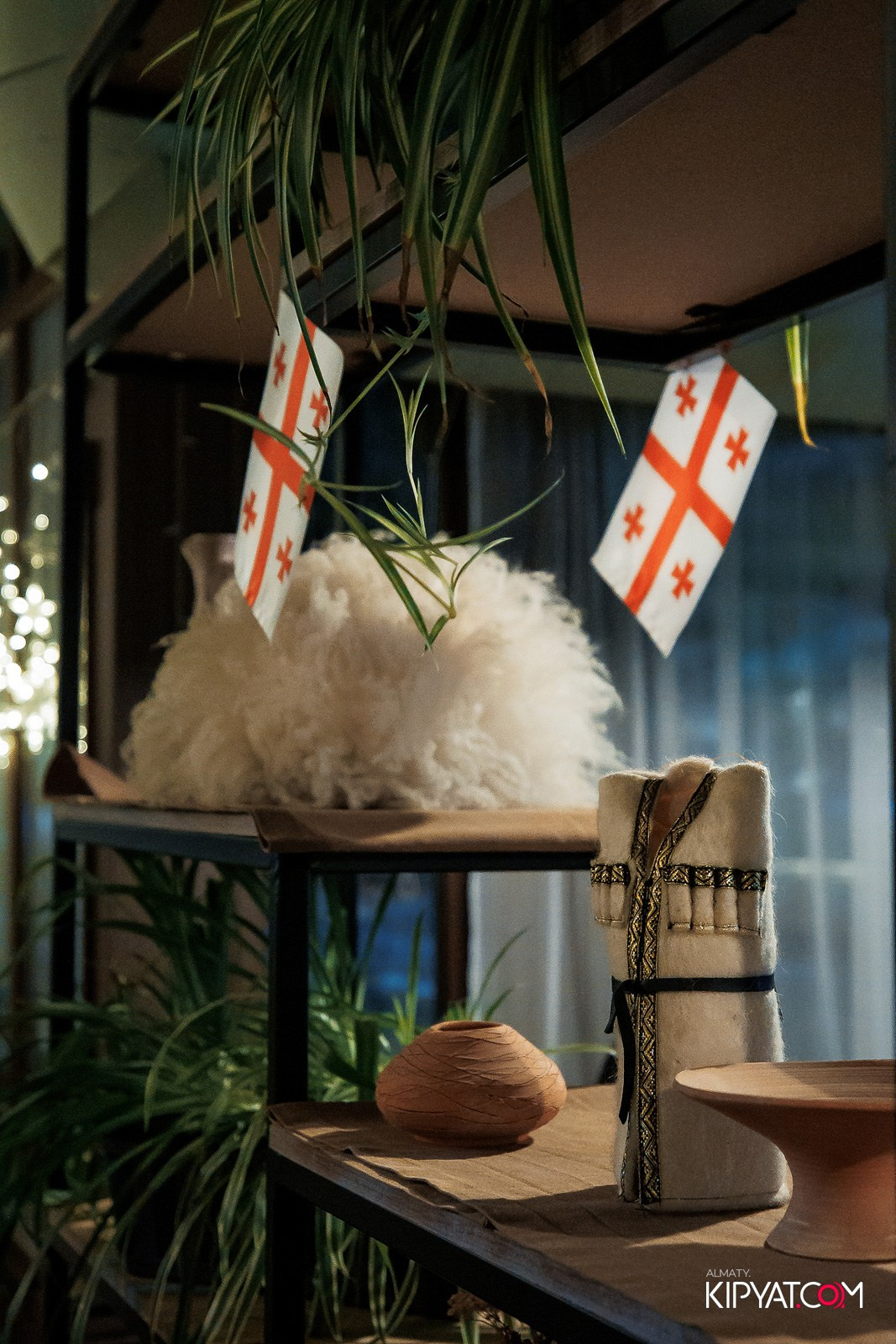 ДЕНЬ ВЛЮБЛЕННЫХ МЦХЕТА. КИПЯТКОМ АЛМАТЫ!