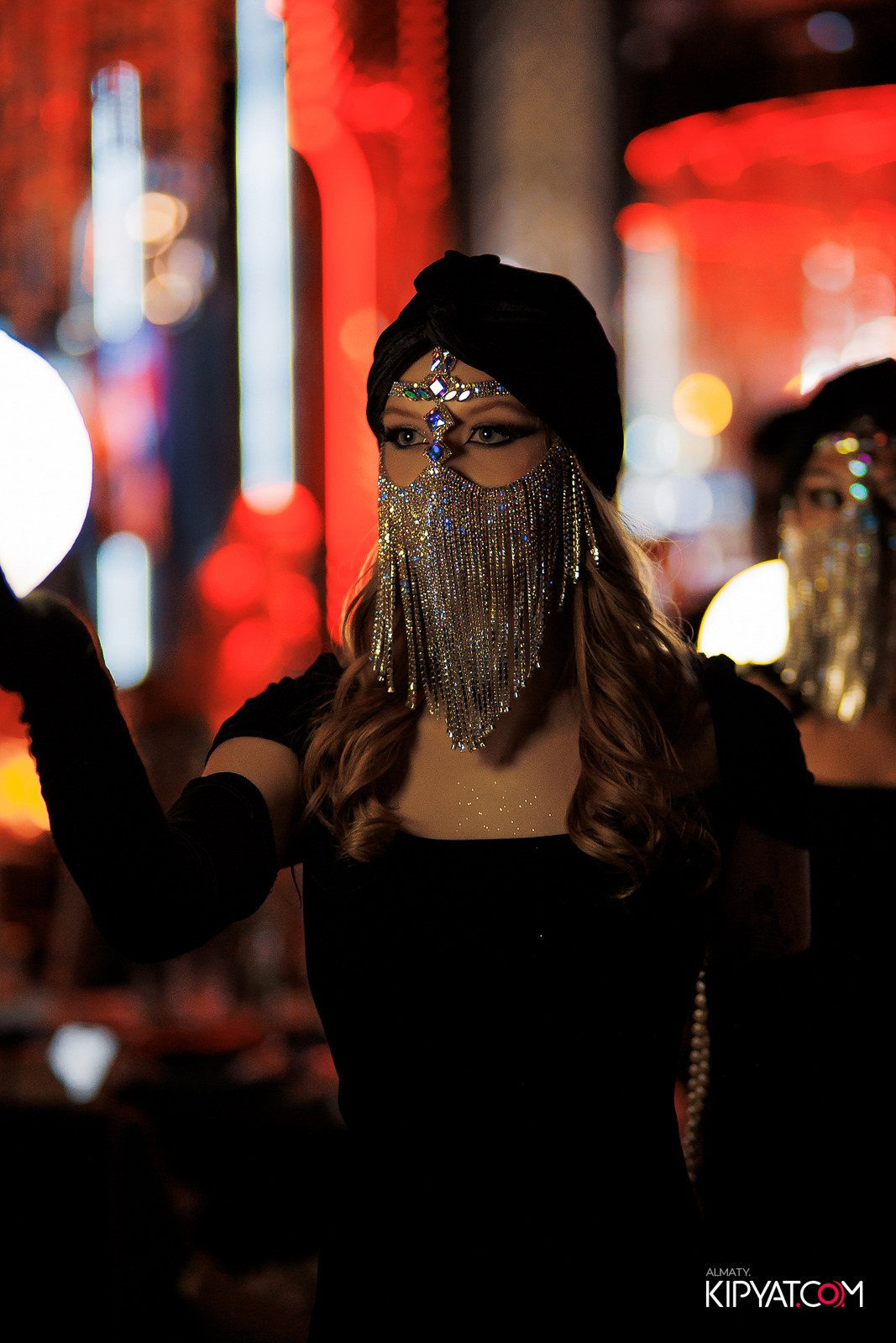 FRIENDS BAR & TERRACE. КИПЯТКОМ АЛМАТЫ!