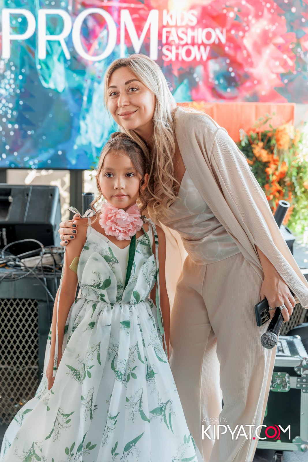 PROM KIDS FASHION SHOW. КИПЯТКОМ АЛМАТЫ!