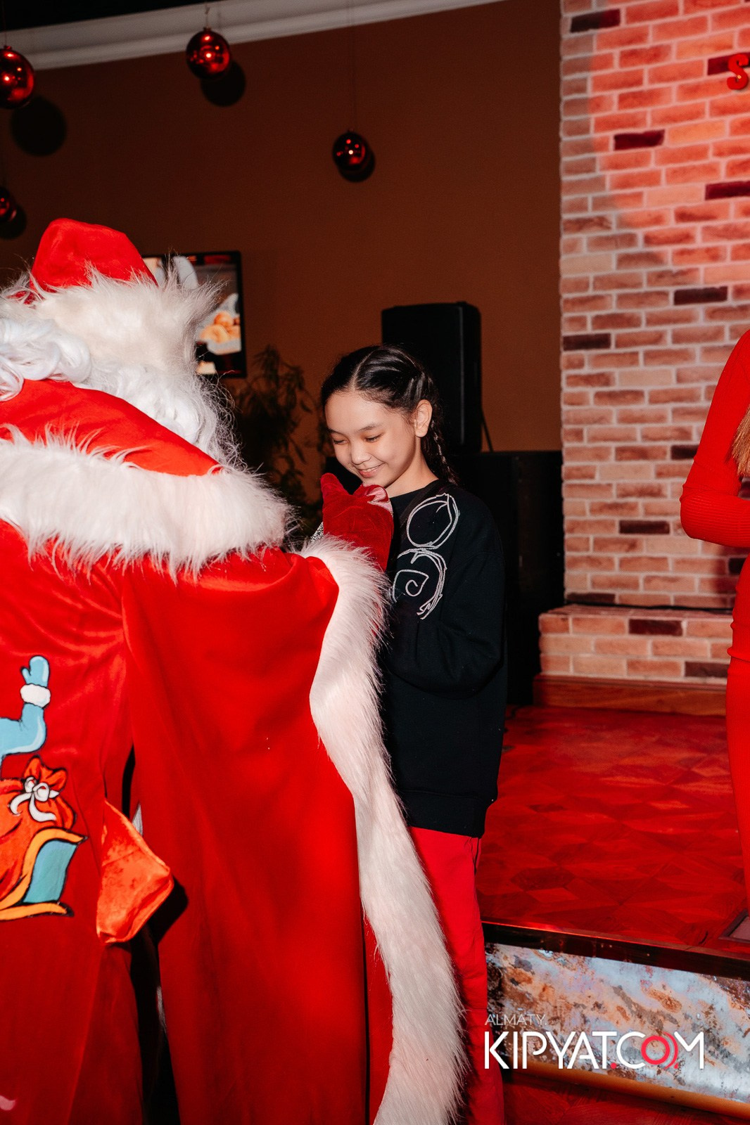 ZIYAFET STEAK HOUSE. КИПЯТКОМ АЛМАТЫ!