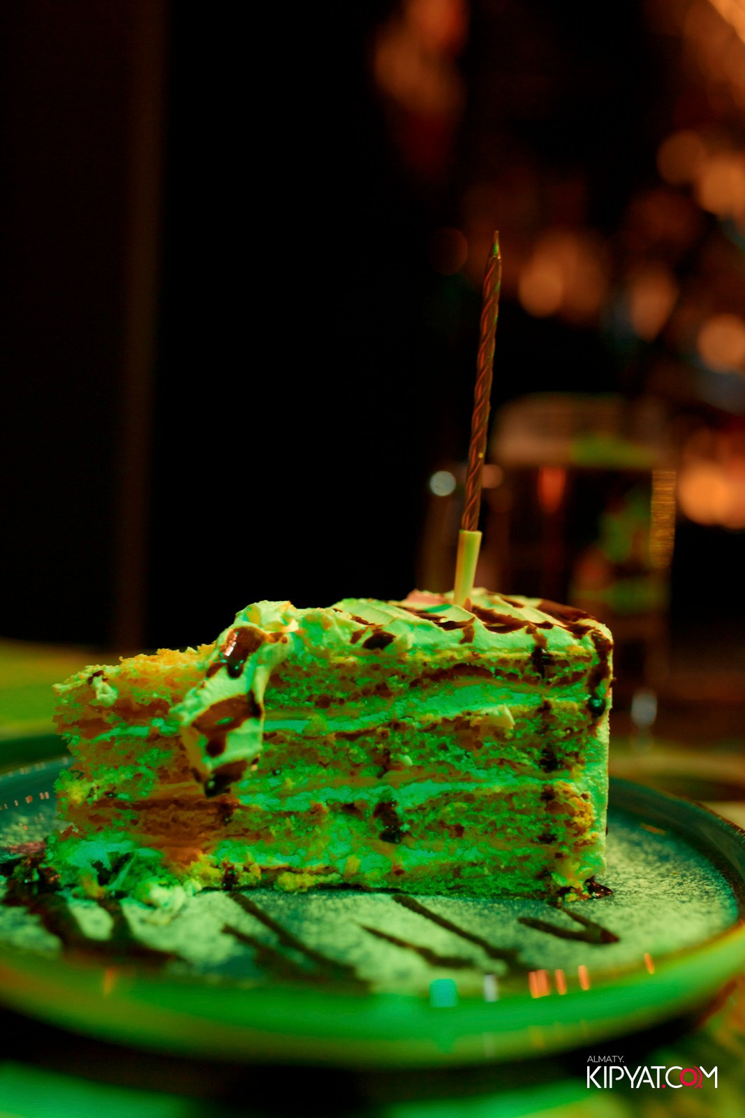 БАР ПАНАЕХАЛИ НА ДОСТЫК. КИПЯТКОМ АЛМАТЫ! Фотосъемка мероприятий в Алматы