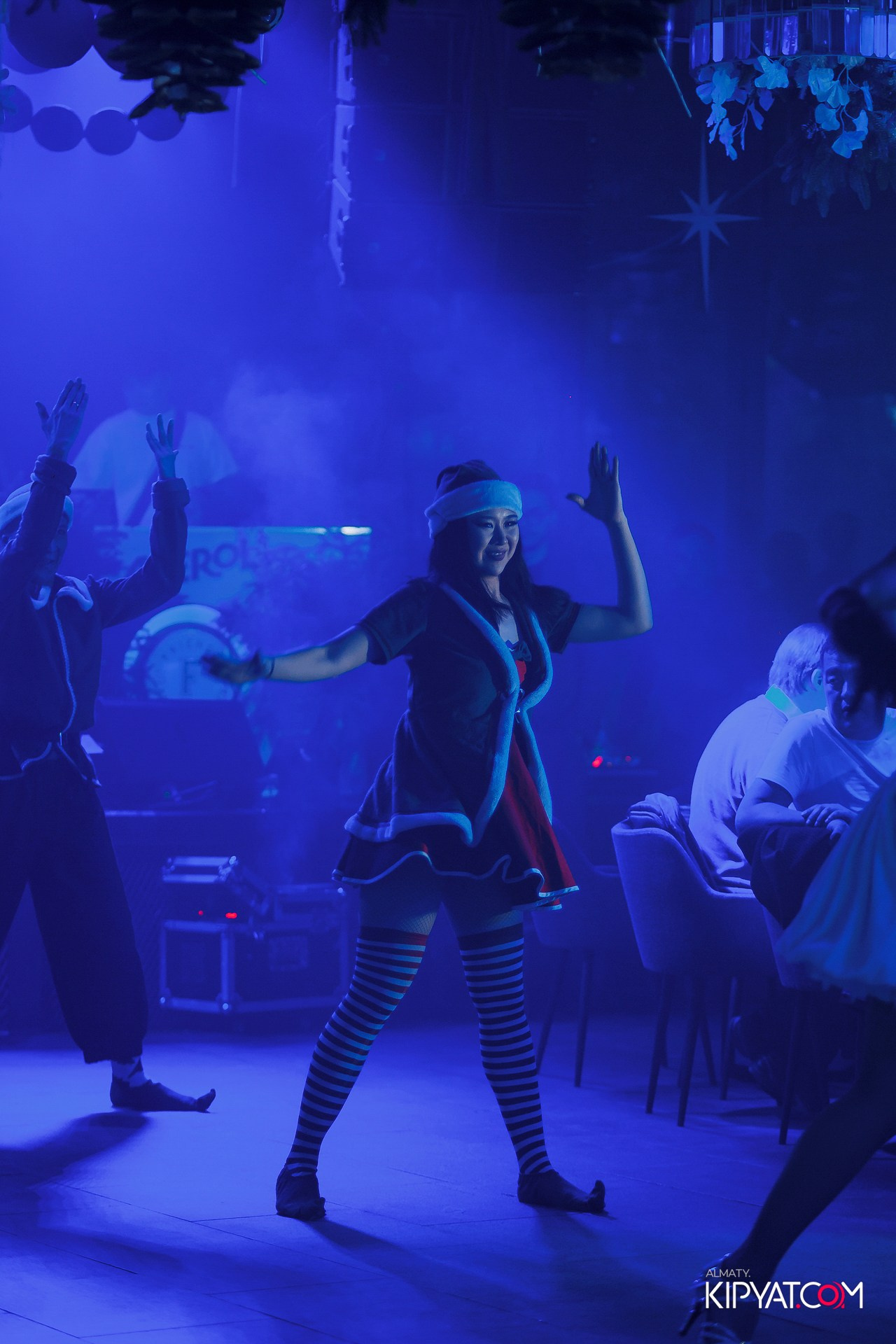 FRIENDS BAR & TERRACE. КИПЯТКОМ АЛМАТЫ! Фотосъемка мероприятий в Алматы