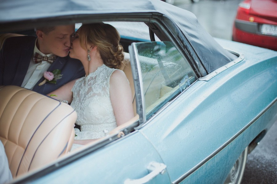 Свадебная прогулка по Санкт-Петербургу. Фотограф крещение венчание в Петербурге! Помогает подобрать храм и посоветовал душевного батюшку в СПб