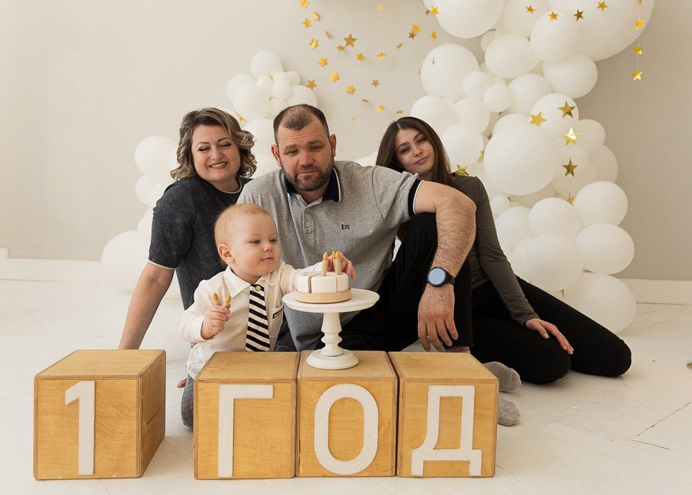 Студийные семейные съемки. Фотограф из Новосибирска Юрк Виктория