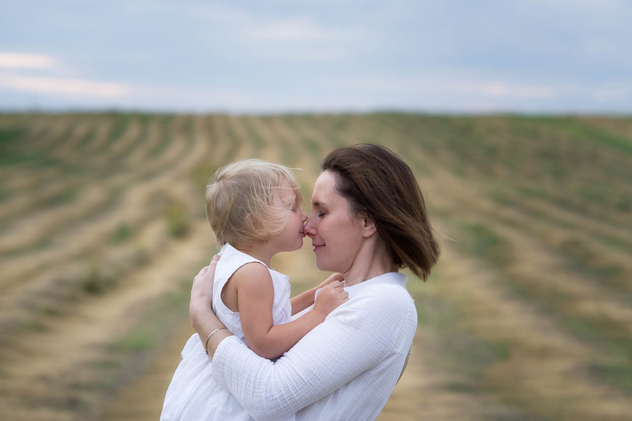 Family photography in Austin, TX | Unposed, playful & full of life | Anny Smirnova
