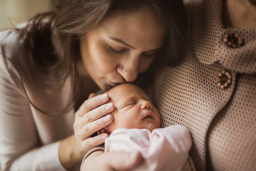 Fresh 24/48 newborn photos | First days in the hospital or at home | Anny Smirnova