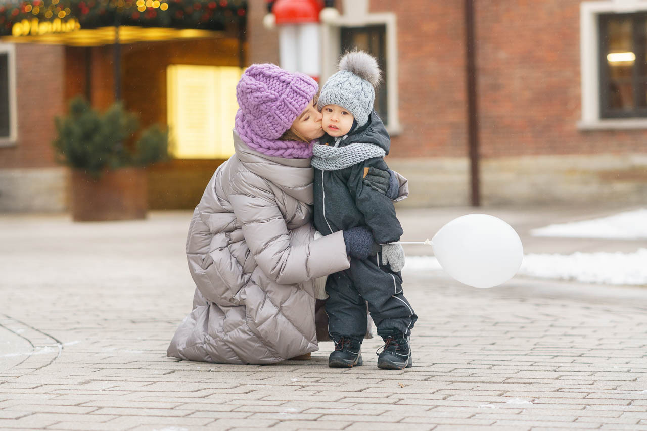 Family photography in Austin, TX | Unposed, playful & full of life | Anny Smirnova