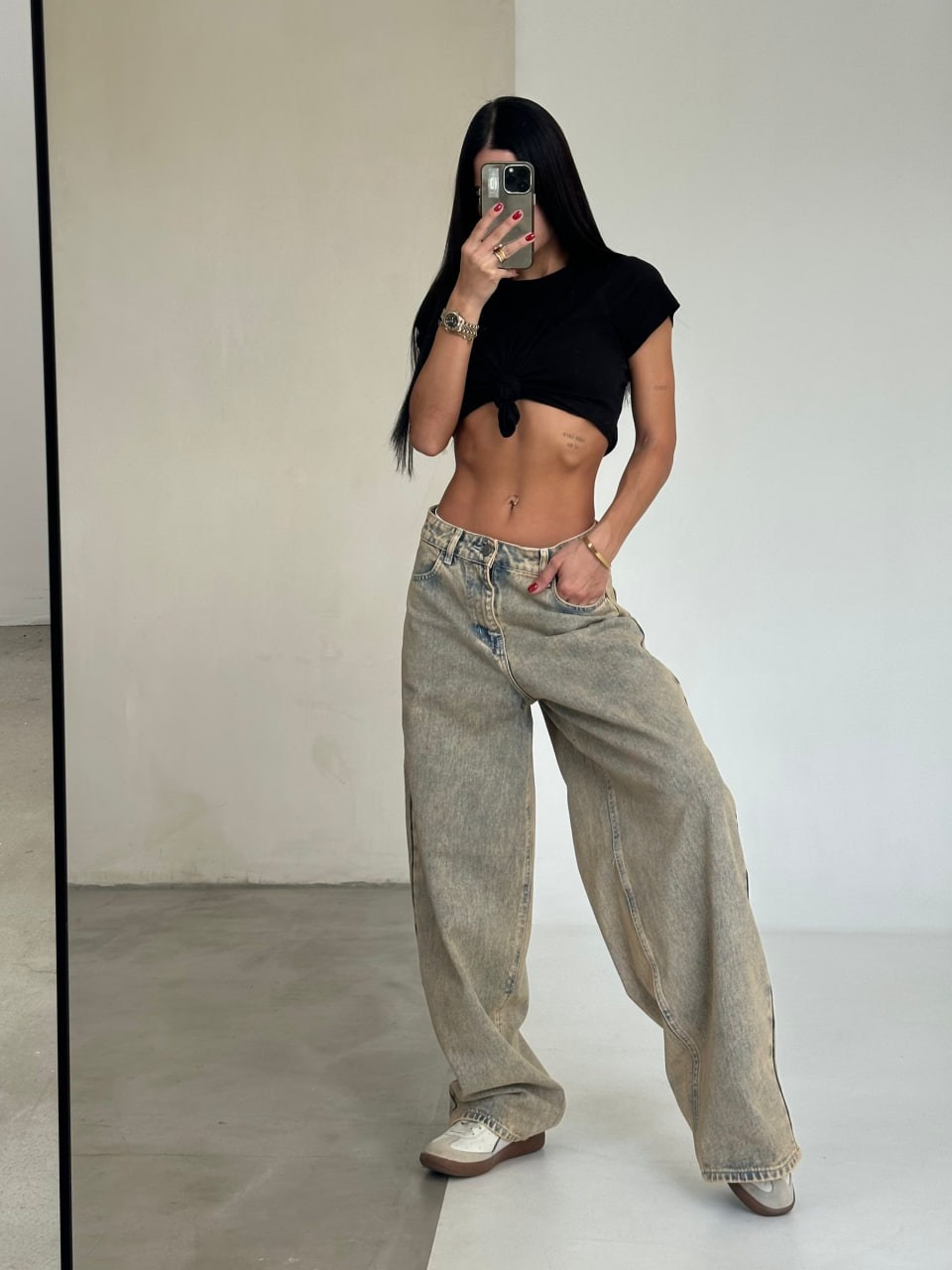 Элиф А Размер ХS. Рост 165, Параметры 86/60/90. LUNAPRO Дом стильных, сборных и индивидуальных съемок для брендов