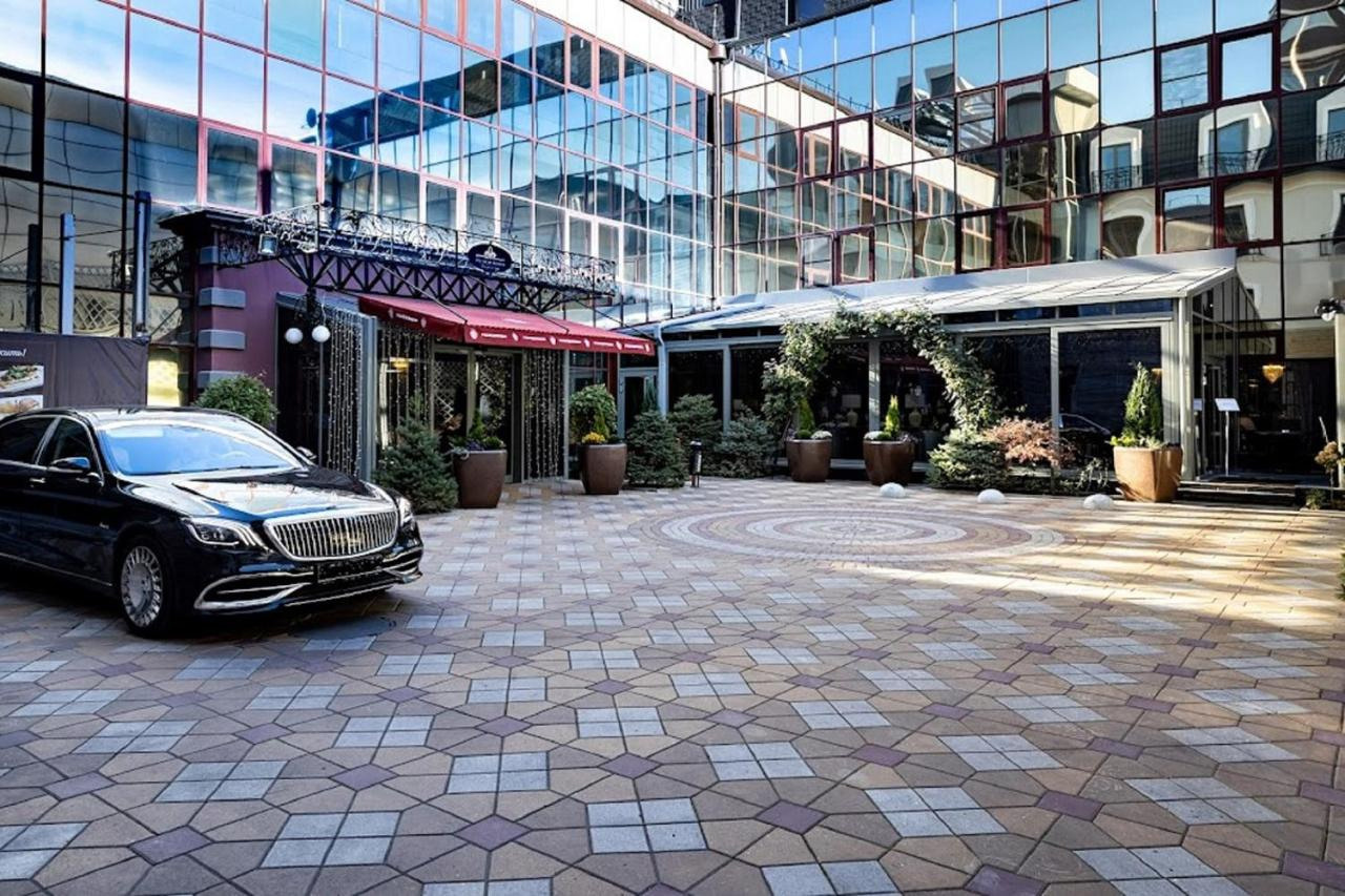 Отель Резиденция (Извольте)