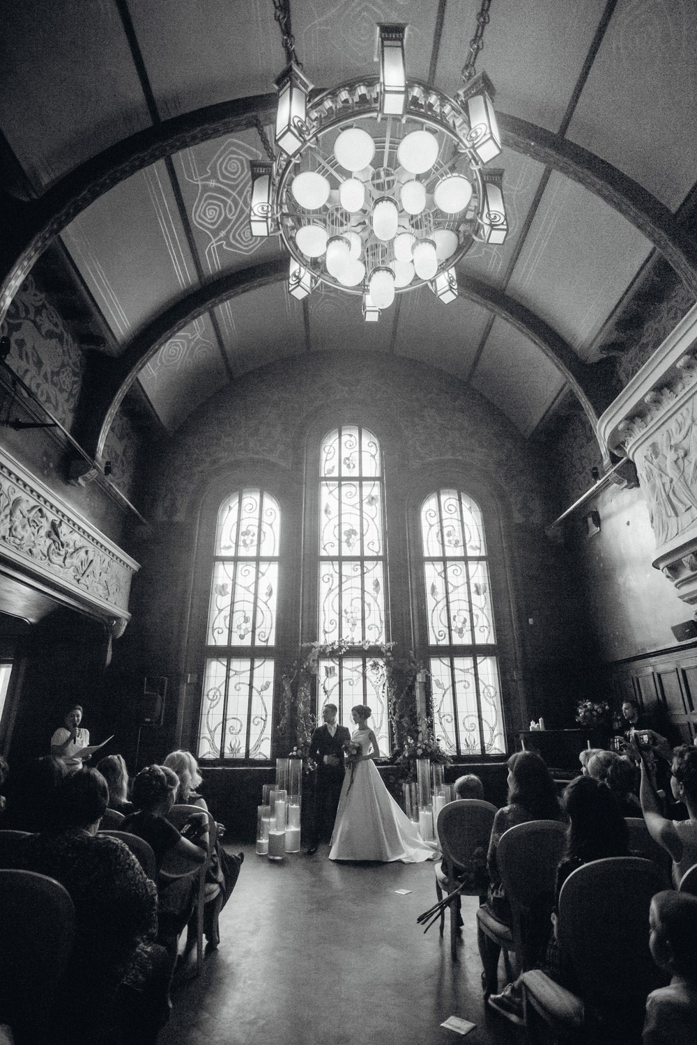 Романтичные и яркие свадебные фото в Москве от профессионала