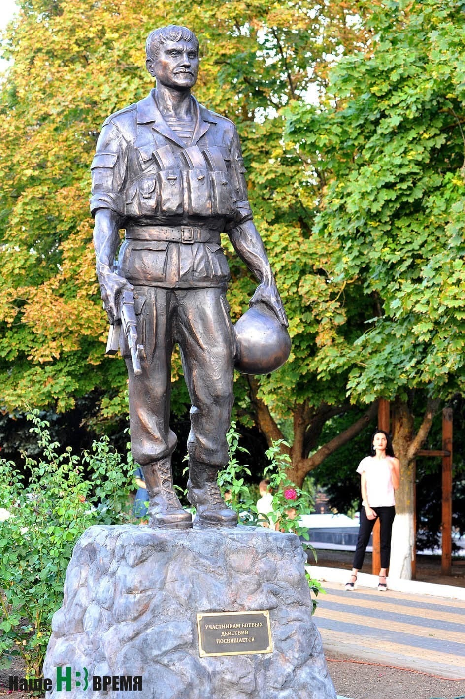 Альбом памятников и мемориалов. Автор Лындин Дмитрий Васильевич. Лындин Дмитрий Васильевич — официальный сайт скульптора