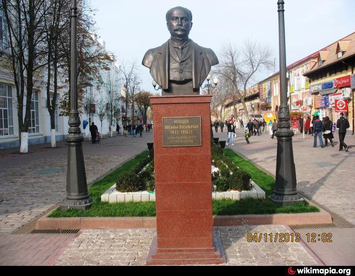 Альбом памятников и мемориалов. Автор Лындин Дмитрий Васильевич. Лындин Дмитрий Васильевич — официальный сайт скульптора