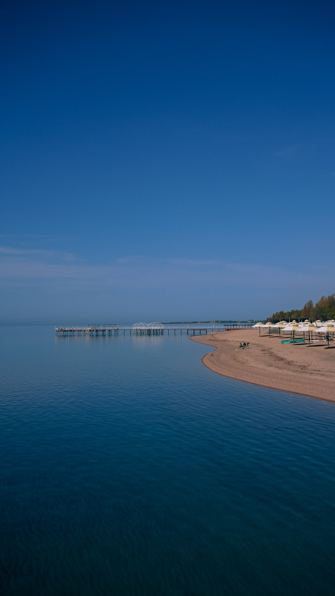 Кыргызстан. Человек с фотокамерой