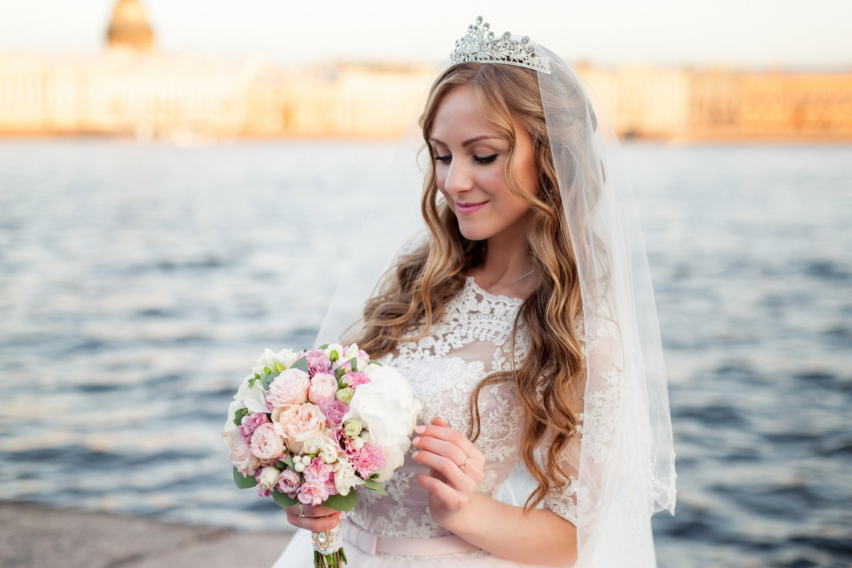 Свадебная фотосъемка в Санкт-Петербурге, фотограф Денис Шмигирилов, фотограф на свадьбу спб, свадебный бюджет рассчитать, костюм для свадьбы, платье невесты тренды купить в спб, букет невесты заказать спб, банкетный зал для свадьбы где в питере