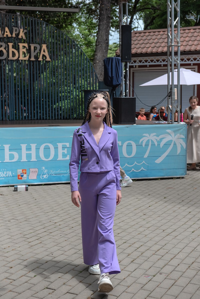 Парк Ривьера дефиле HAPPYkids. Семейный и коммерческий фотограф в Сочи Александр Бодунов
