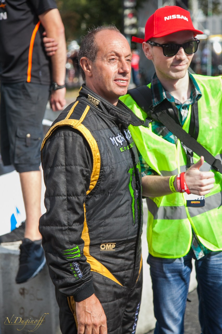 Nissan Nissmo Drive. Профессиональный фотограф Дугинов Николай | Екатеринбург