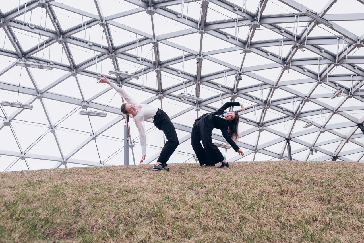 Выпускной альбом для школьного класса — фотосъёмка, дизайн и печать в Москве. MILATE — выпускные альбомы, фотосессии и видео в Москве