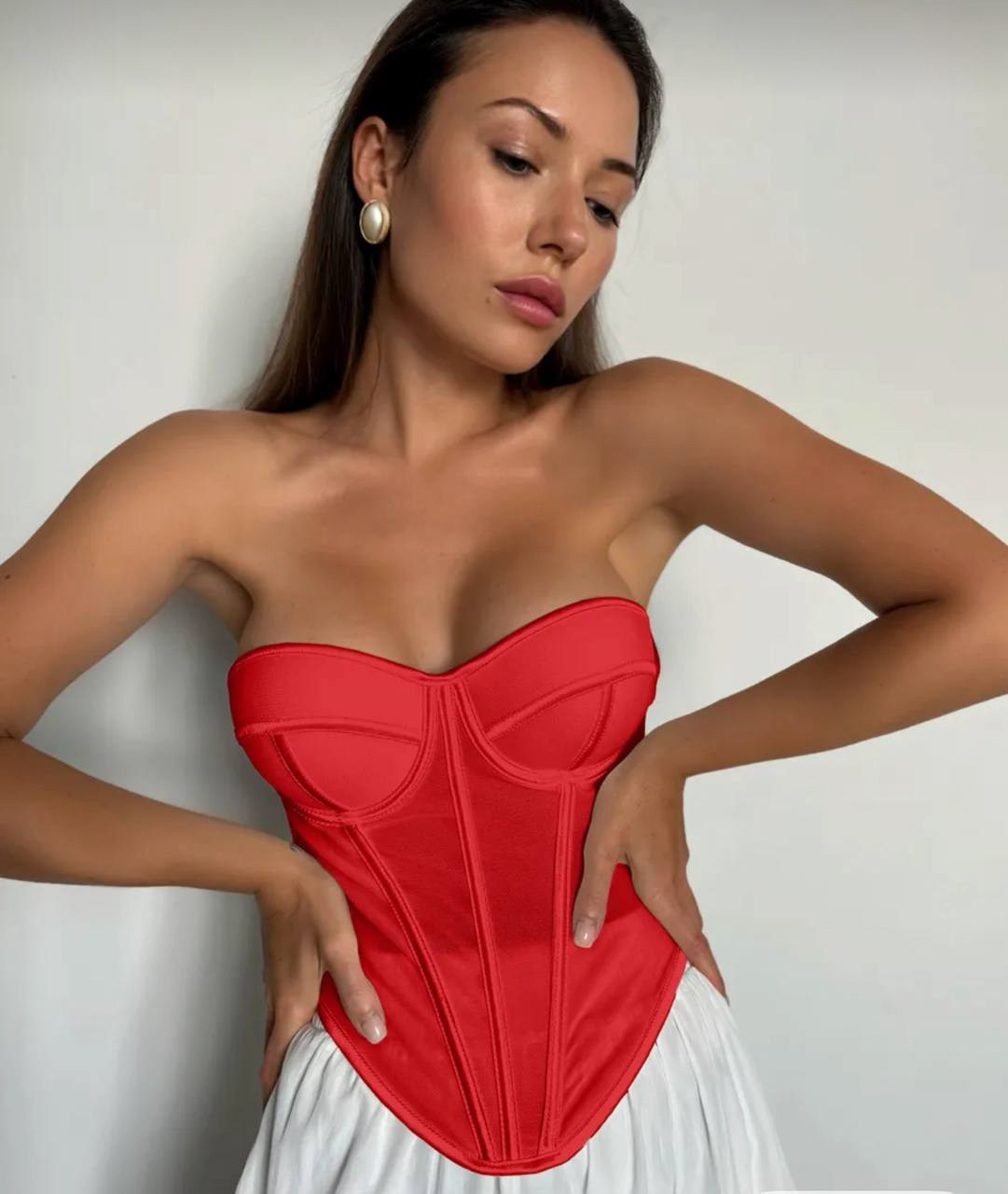 Корсет, застёжка по спинке на бельевых крючках   Размер S-M