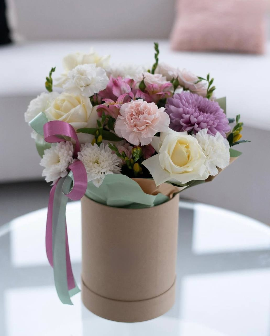 Купить цветы с доставкой по Москве