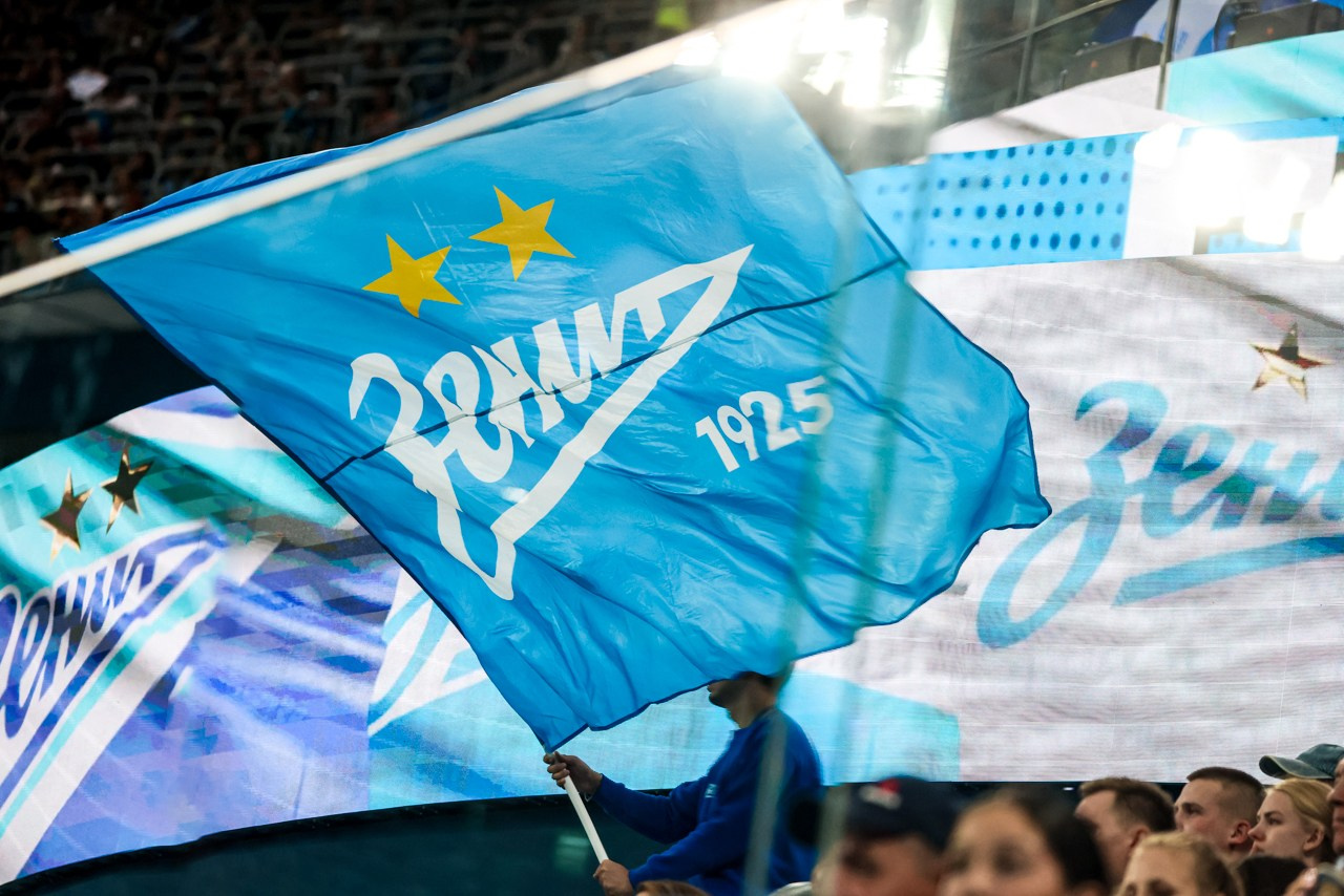 Матч 7-го тура МИР Российской Премьер-Лиги ФК Зенит- ФК Пари (Нижний Новгород). Спортивный кадр- сообщество спортивных фотографов РФ