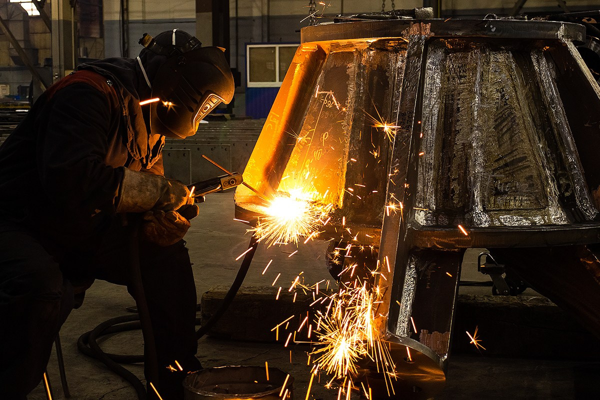 ЗМК - сварка металлоконструкций (промышленный фотограф Омск)