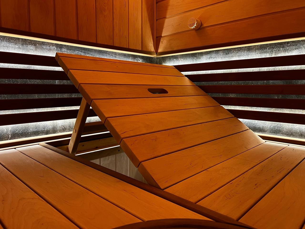 В Репино парке есть парная, в которой хочется задержаться дольше, чем позволяет время. Идеальная гармония света, текстур и форм. SaunaTopMasters