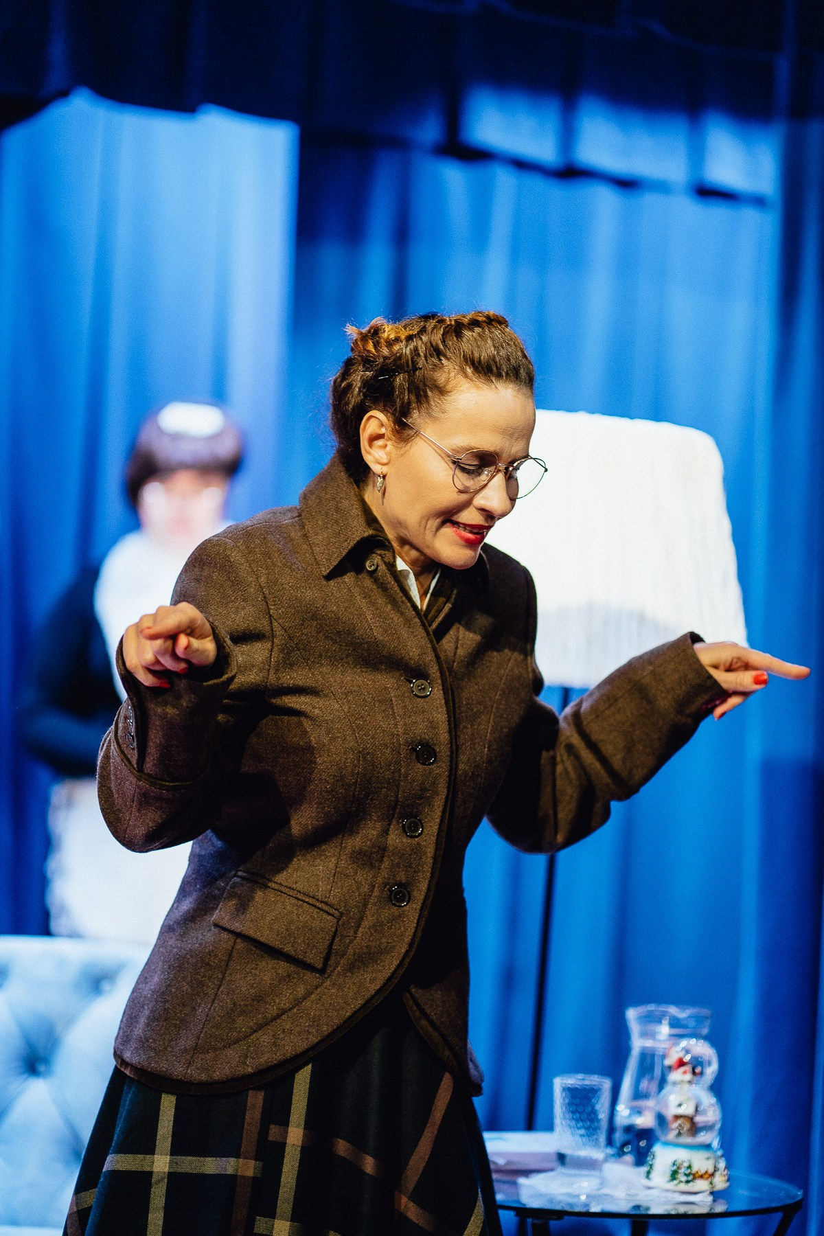 Театр Дом 8 Любящих женщин. Главная