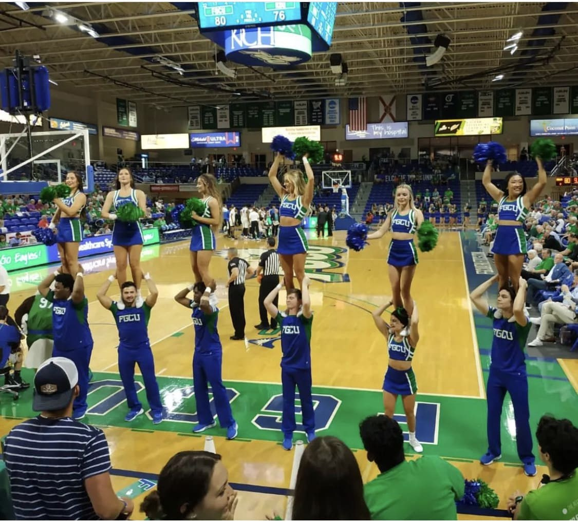 California, Chico High School. LinguaCentrePro