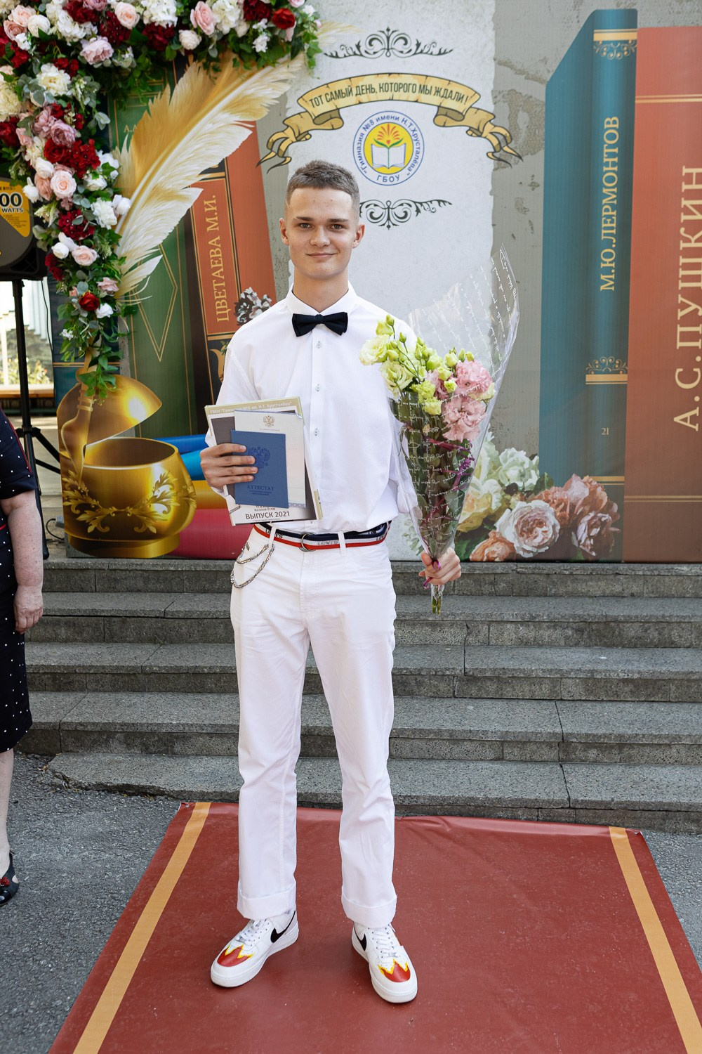 Фотосъёмка выпускного в школе. Свадебный фотограф, фотосъемка в Крыму, Севастополе, Симферополе, Ялте