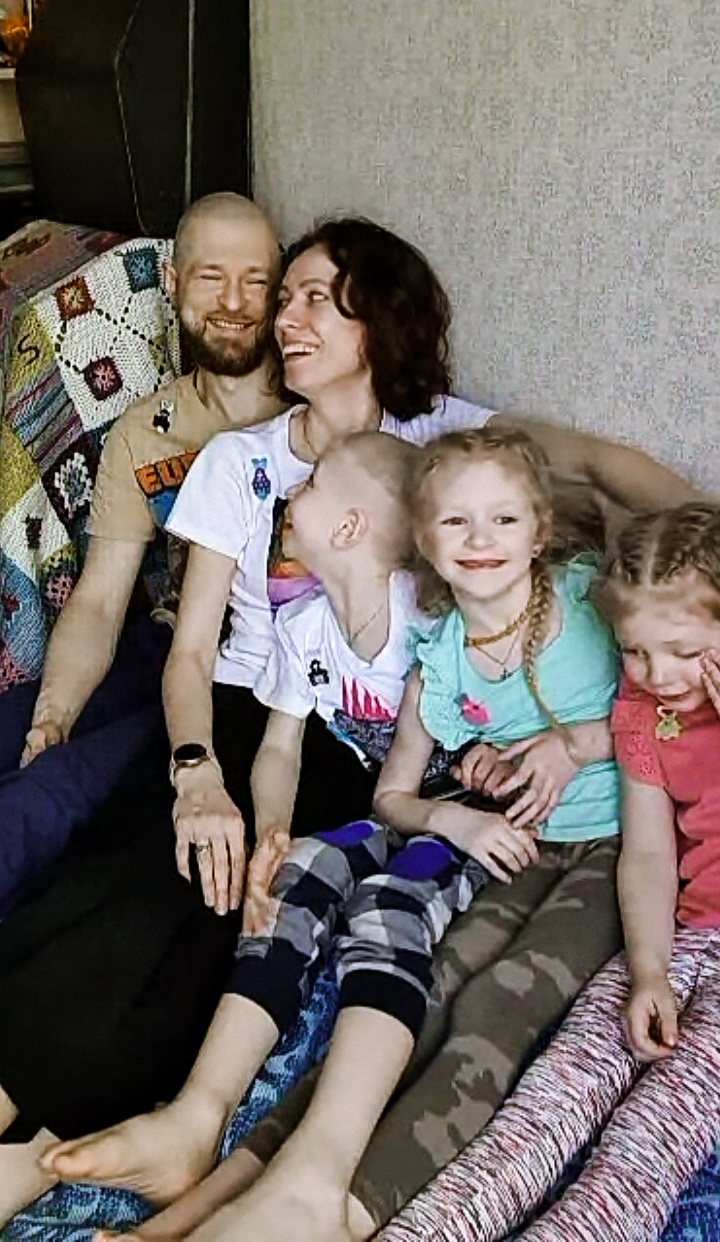 Семейная онлайн-фотосессия с Тоней. Семейный и индивидуальный фотограф Life style в Санкт-Петербурге Мария