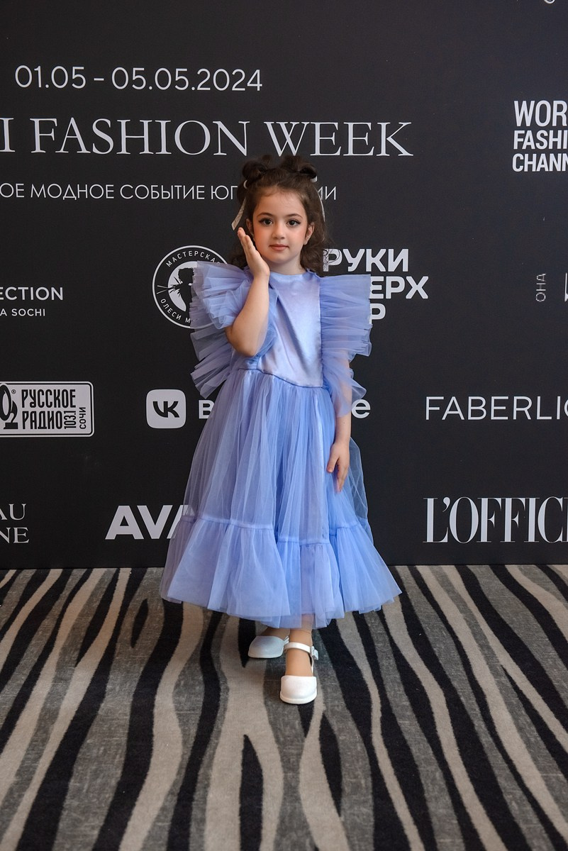SochiFashionWeek2024 дизайнер Анохина. Семейный и коммерческий фотограф в Сочи Александр Бодунов