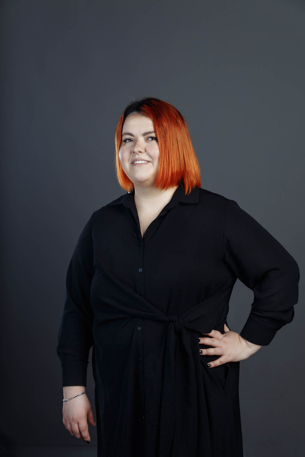 Бизнес-портреты сотрудников для сайта страховой компании InsFamily. Событийный фотограф Максим Бескоровайновнов