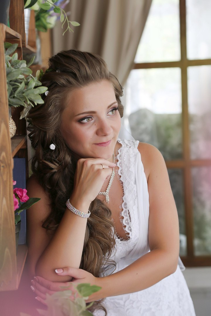 Свадебный стиль от  Соколовой Ольги Дзержинск olgadz.ru
Прически, макияж, окрашивание, моделирование бровей, ресниц