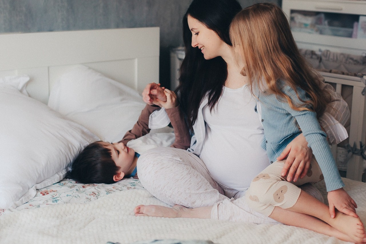 Домашняя съёмка в ожидании малыша. Фотограф Евгения Мальцева, Архангельск