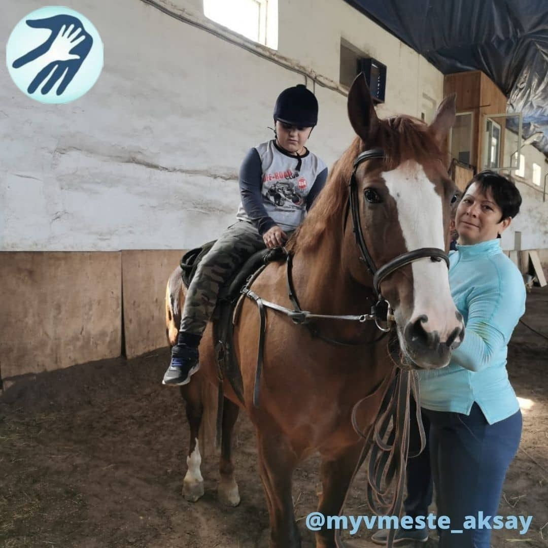 Мечты сбываются: адаптивная верховая езда стала реальностью для детей Аксайского района!