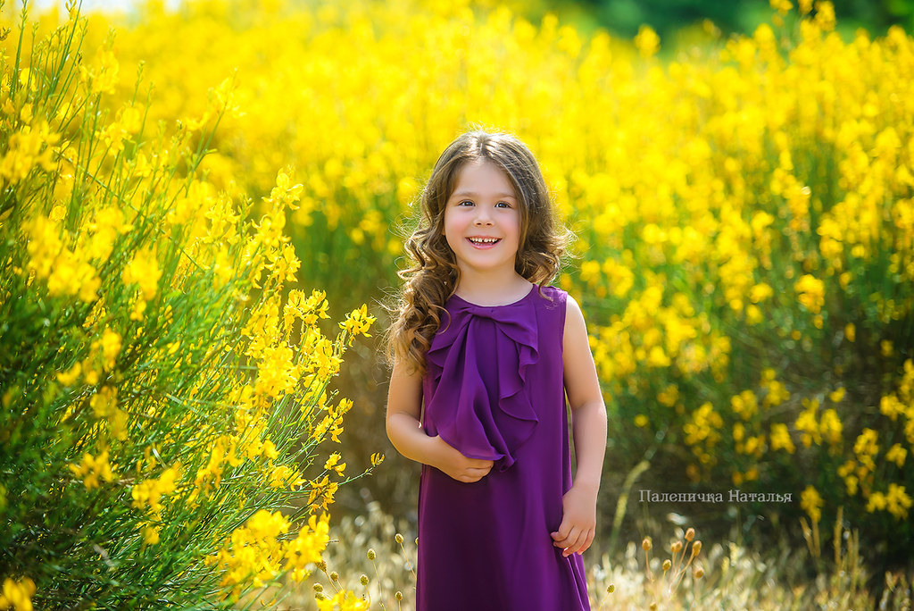 детская фотосессия в цветении в Севастополе