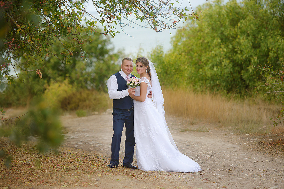 Свадебный фотограф в Севастополе. Фотосъемка на природе