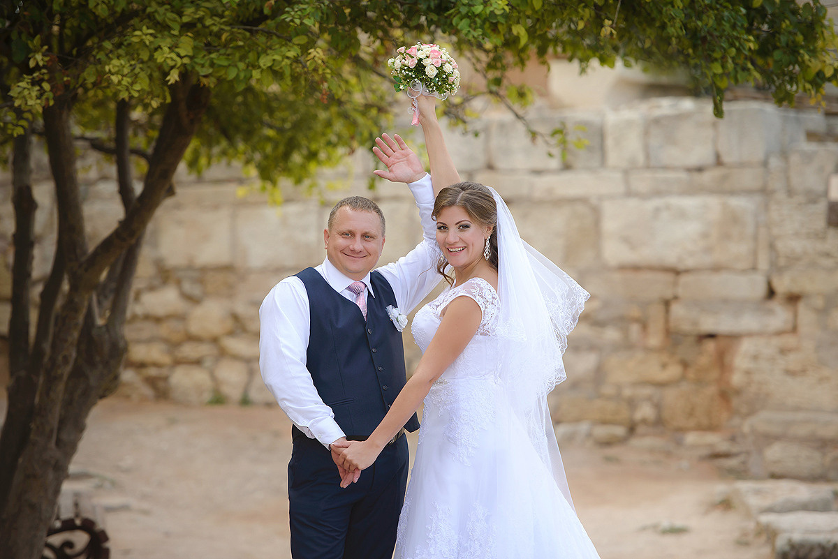 Свадебный фотограф Севастополь. Свадебная фотосъемка на Херсонесе