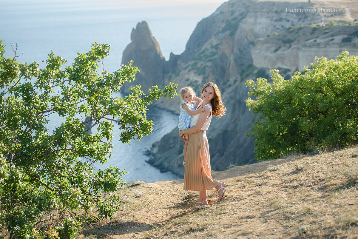 фотограф Севастополь, фотосъемка на закате мама и дочка
