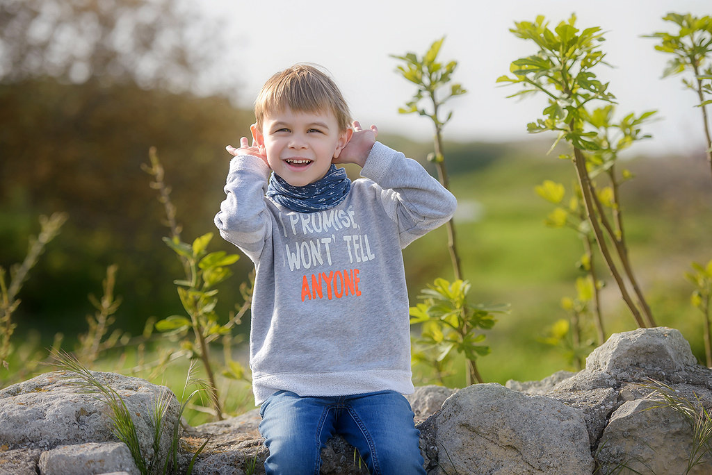 детский фотограф Севастополь.  Детская фотосессия на Херсонесе весной