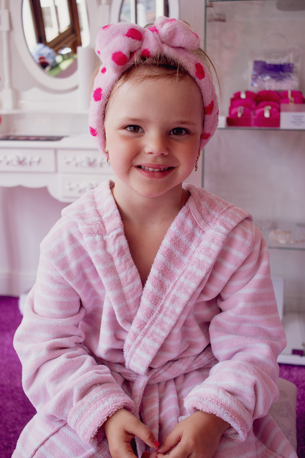 Girls party. Family, Children and Business photographer in Belgium