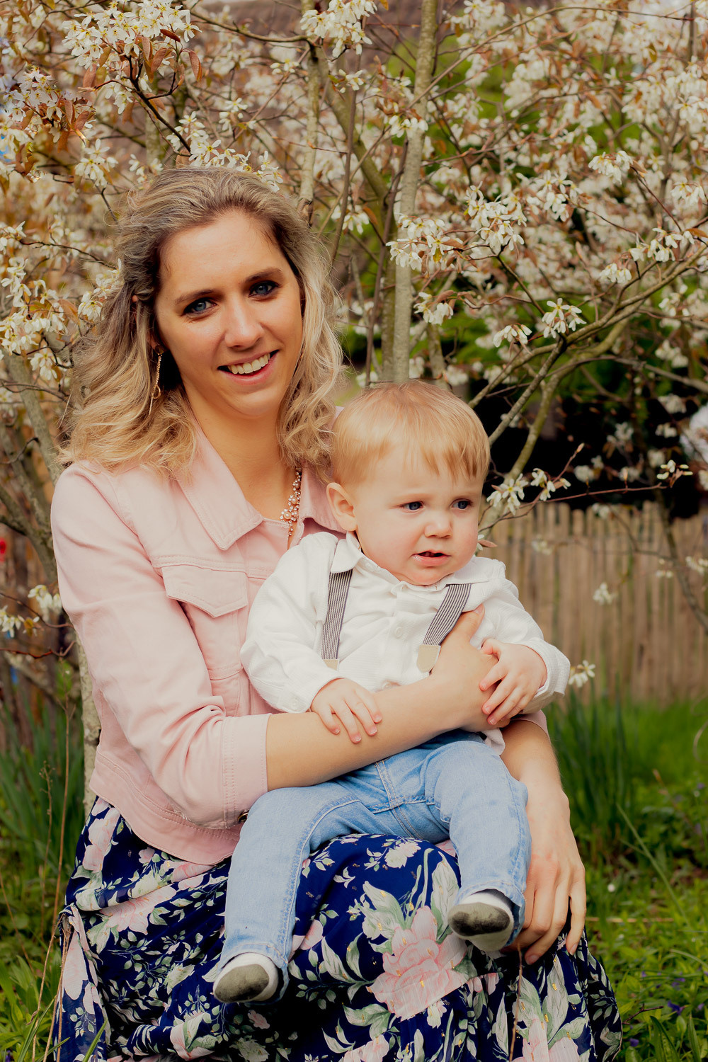 Kimmy and her happy family. Family, Children and Business photographer in Belgium