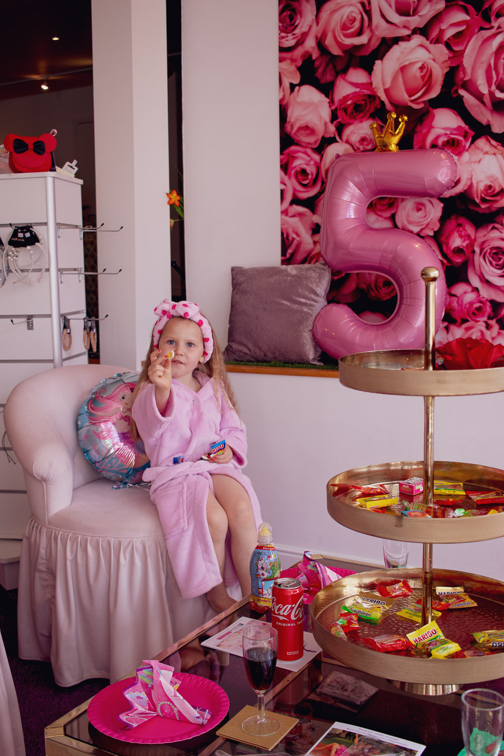 Girls party. Family, Children and Business photographer in Belgium