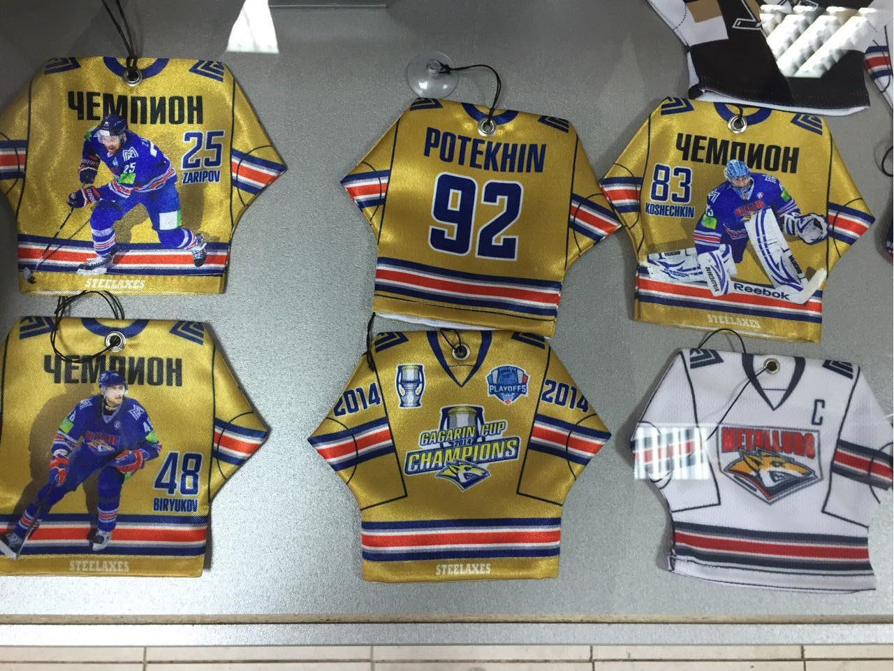 Сувенир, вымпел, вышивка, балаклава, 3D вышивка, маска, фоторамка, медальница, подушка, медаль, брелоке, флаг, шайба