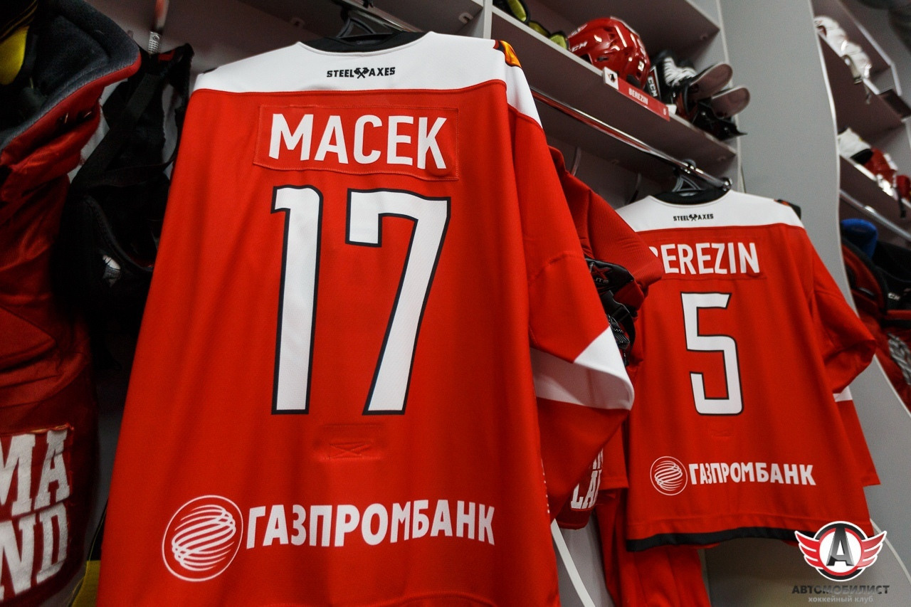 Партнеры, заказчики, клубы КХЛ, хоккей, форма,  Салават Юлаев, Автомобилист, Металлург, Трактор, Ак Барс, Нефтехимик, ВХЛ, КХЛ, STEEL AXES, Магнитогорск, экипировка, спорт