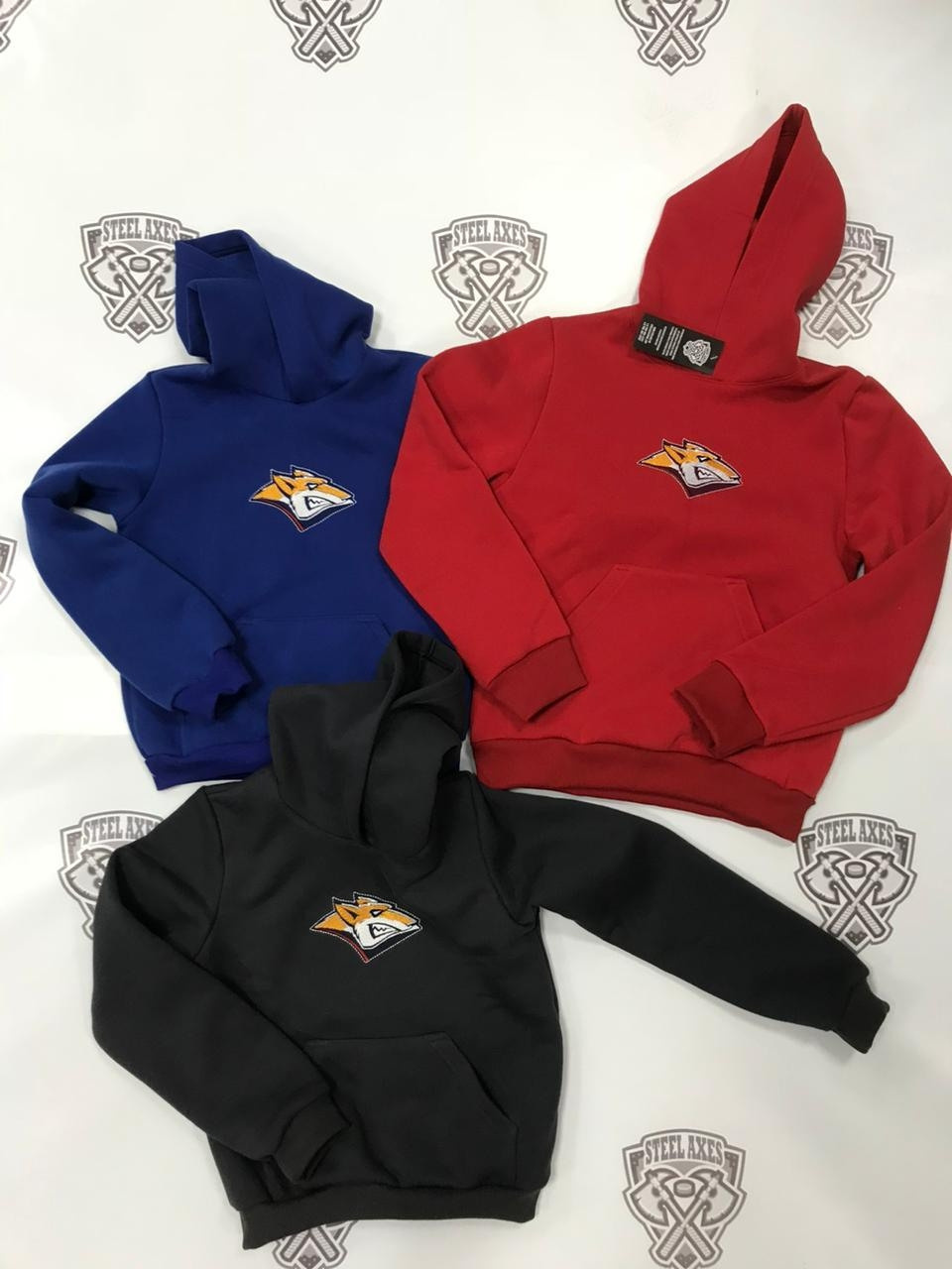 Спорт, одежда, спортивная одежда, бомбер, красная машина, команда